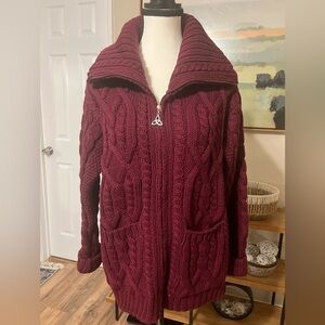 Aran Crafts Ireland 100% Merino Wool Burgundy Cable Knit Zip Cardigan Sweater XS